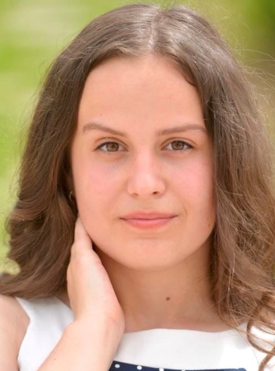yEvgenia Topalova